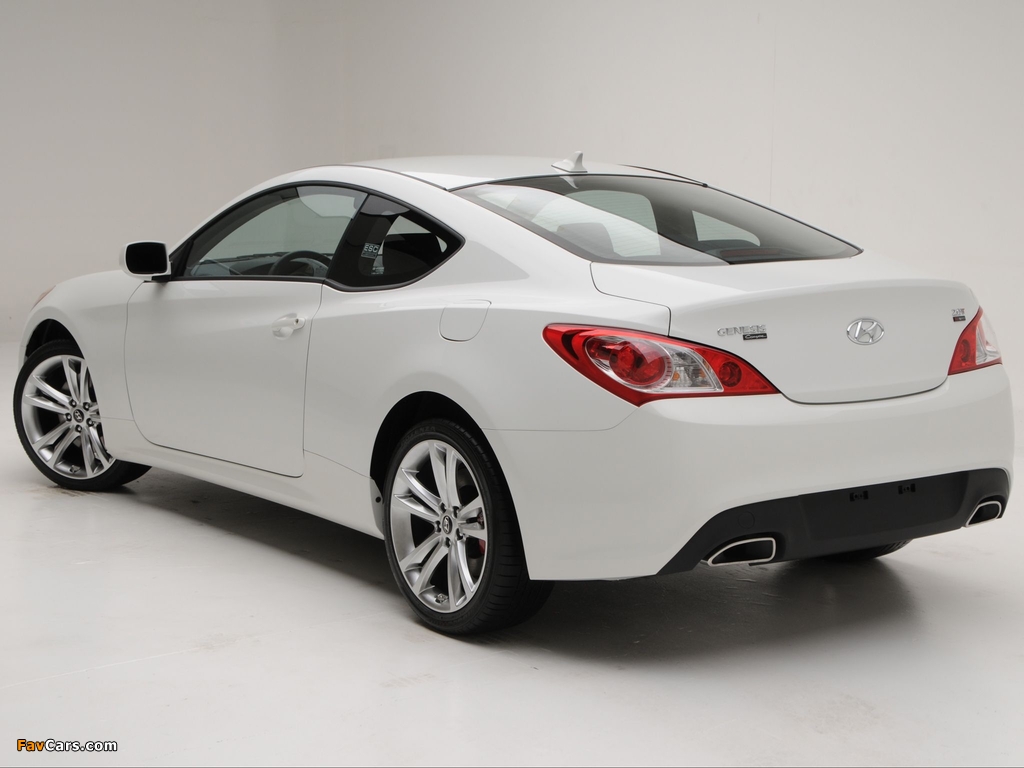 Photos of Hyundai Genesis Coupe R-Spec 2009–12 (1024 x 768)