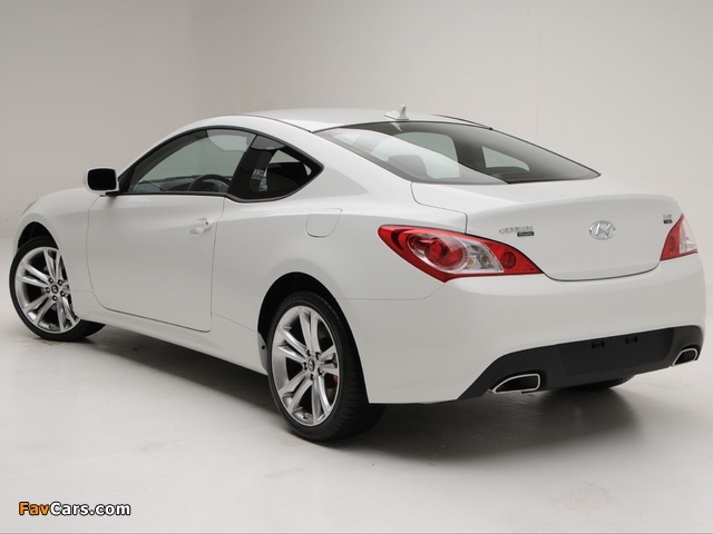 Photos of Hyundai Genesis Coupe R-Spec 2009–12 (640 x 480)