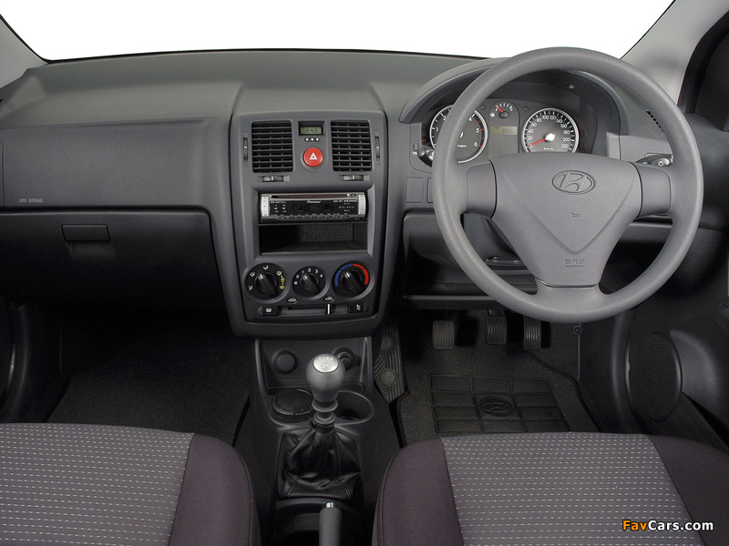 Images of Hyundai Getz 5-door ZA-spec 2006–10 (800 x 600)