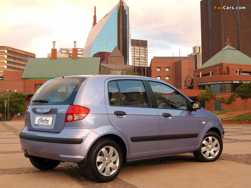 Photos of Hyundai Getz 5-door ZA-spec 2003–06 (800 x 600)