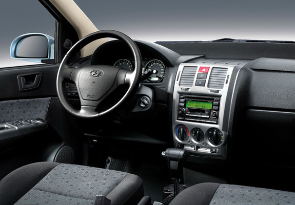 Pictures of Hyundai Getz 3-door 2005–10