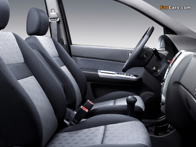 Pictures of Hyundai Getz 5-door 2005–10 (640 x 480)