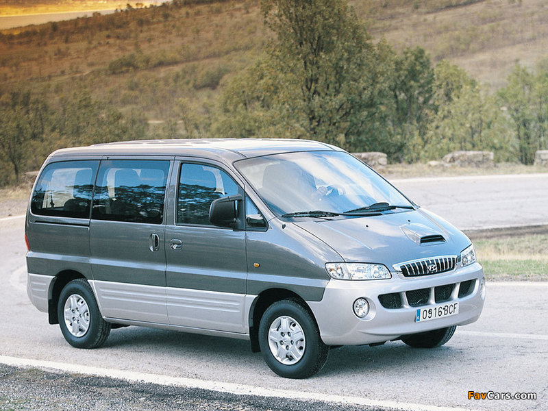 Hyundai H-1 Minibus 1997–2004 photos (800 x 600)