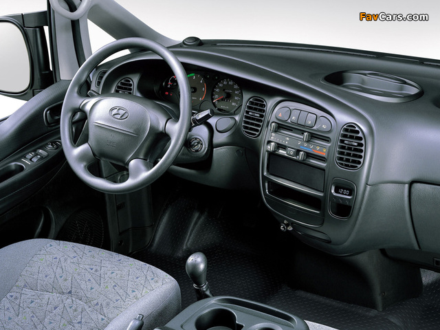 Hyundai H-1 Truck 2000 images (640 x 480)