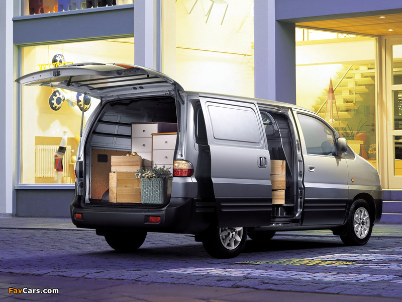 Hyundai H-1 Van 2004–07 photos (800 x 600)