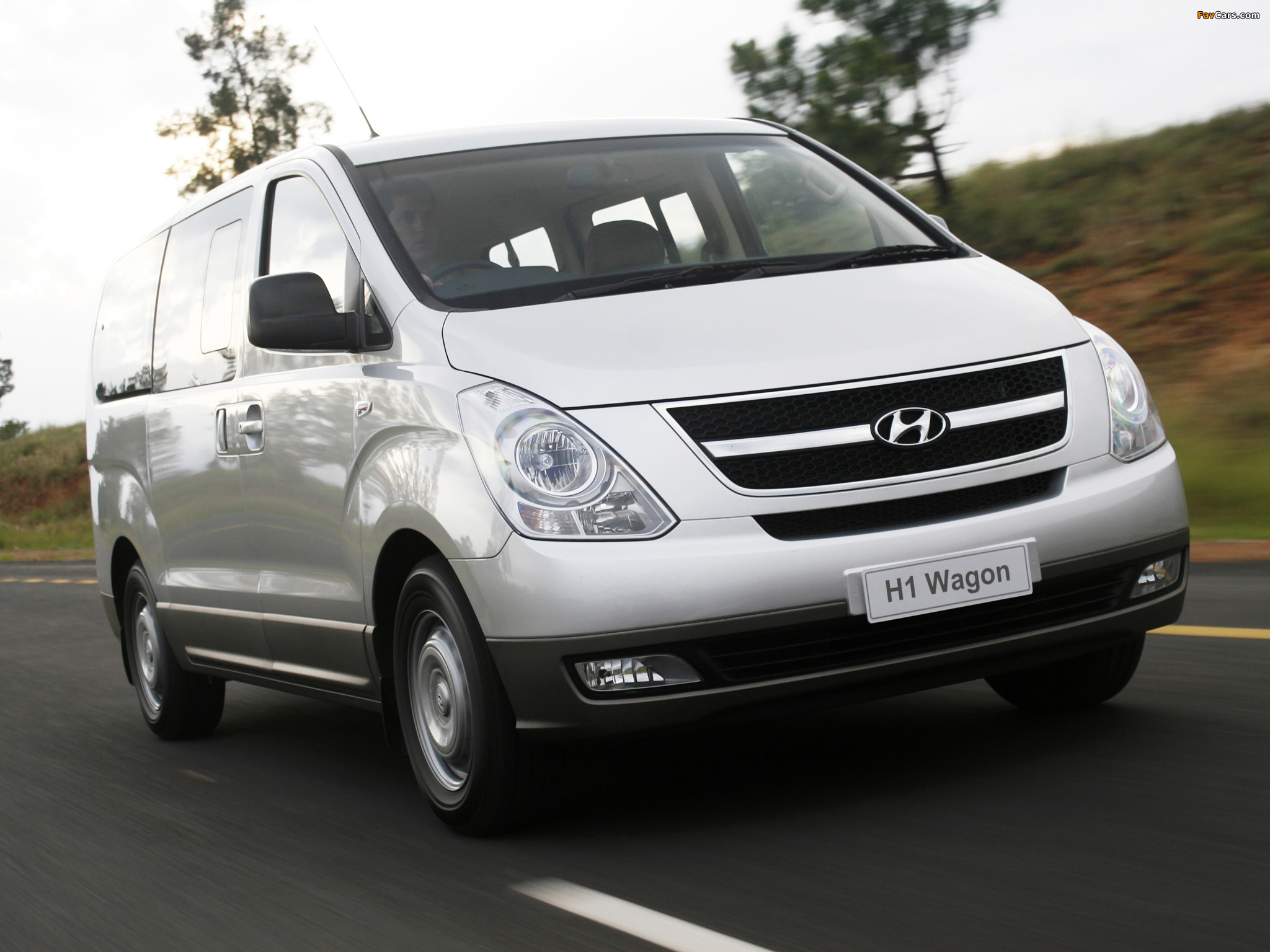 Hyundai H-1 Wagon ZA-spec 2009–12 images (2048 x 1536)