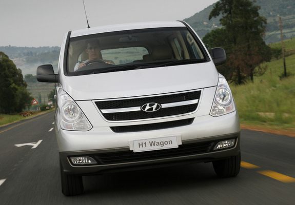 Hyundai H-1 Wagon ZA-spec 2009–12 images