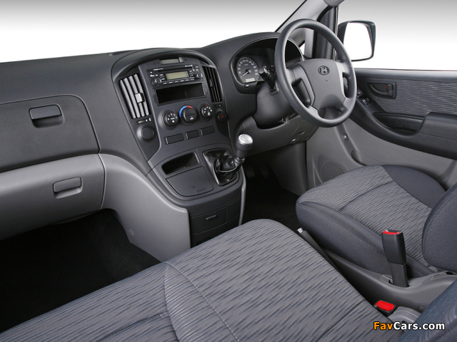 Hyundai H-1 Van ZA-spec 2009 images (640 x 480)