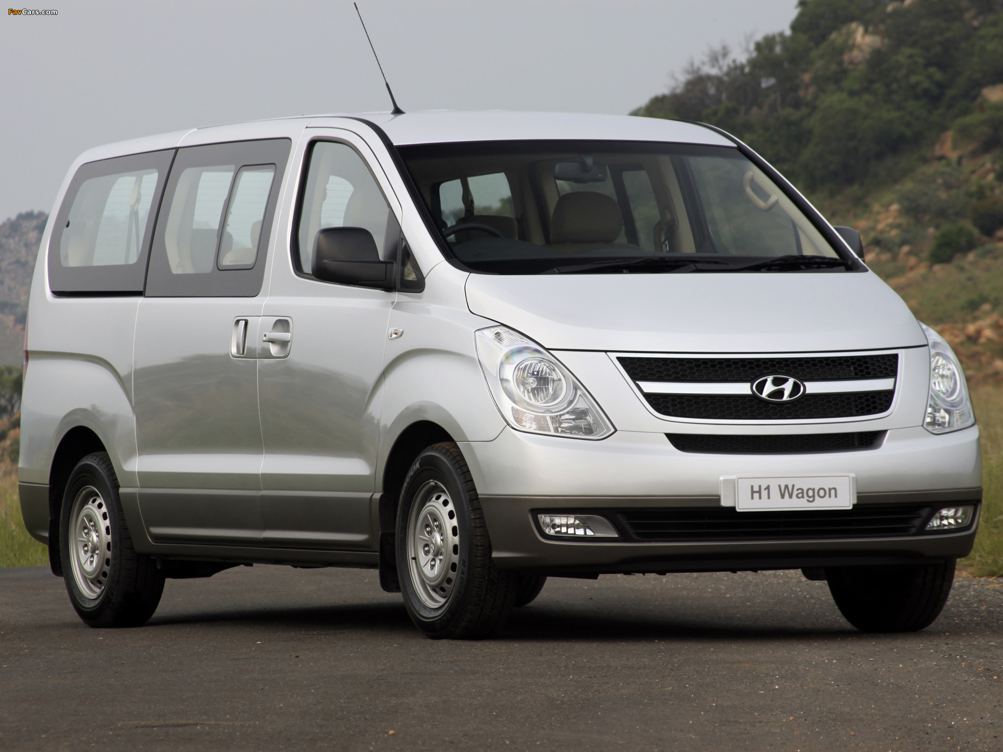 Hyundai H-1 Wagon ZA-spec 2009–12 photos (2048 x 1536)