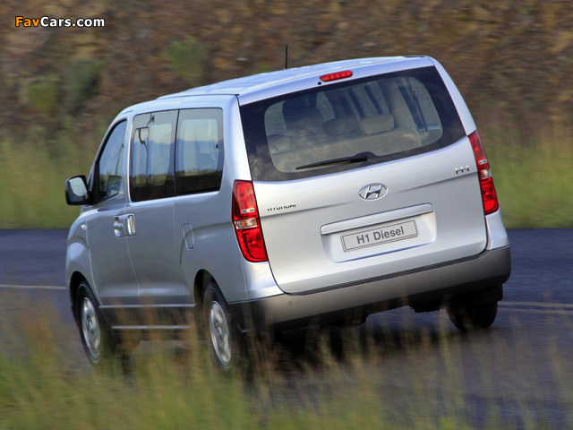 Hyundai H-1 Wagon ZA-spec 2009–12 wallpapers (640 x 480)