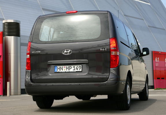 Images of Hyundai H-1 Wagon 2007