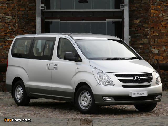 Images of Hyundai H-1 Wagon ZA-spec 2009–12 (640 x 480)