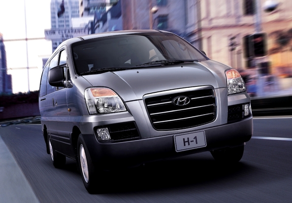 Photos of Hyundai H-1 Wagon 2004–07