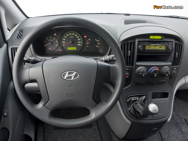 Photos of Hyundai H-1 Van 2008 (640 x 480)