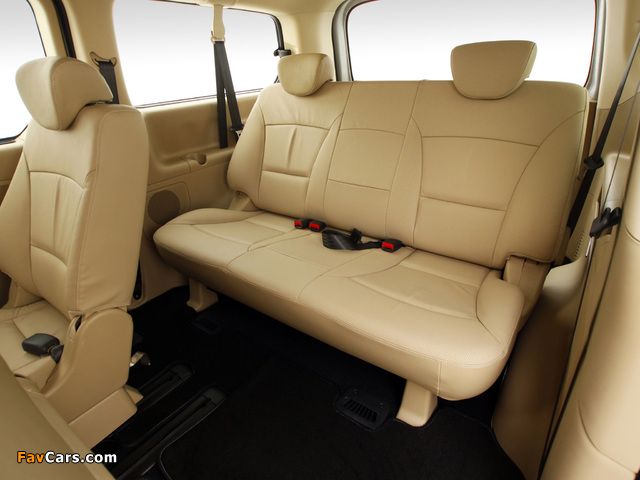 Photos of Hyundai H-1 Wagon ZA-spec 2009–12 (640 x 480)