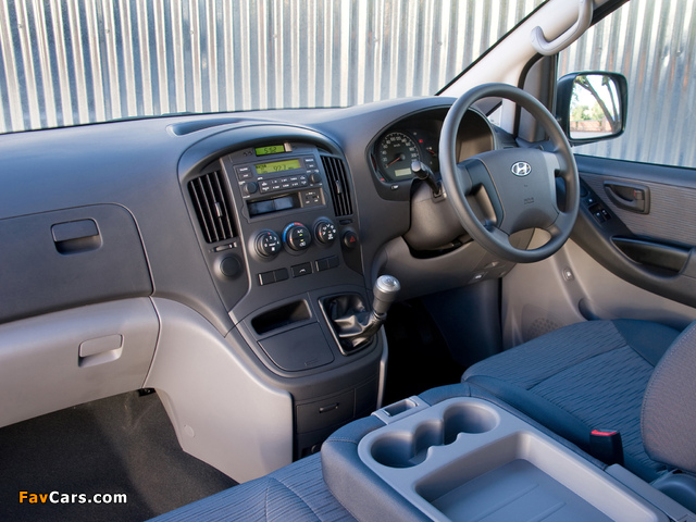 Photos of Hyundai H-1 Multicab ZA-spec 2012 (640 x 480)