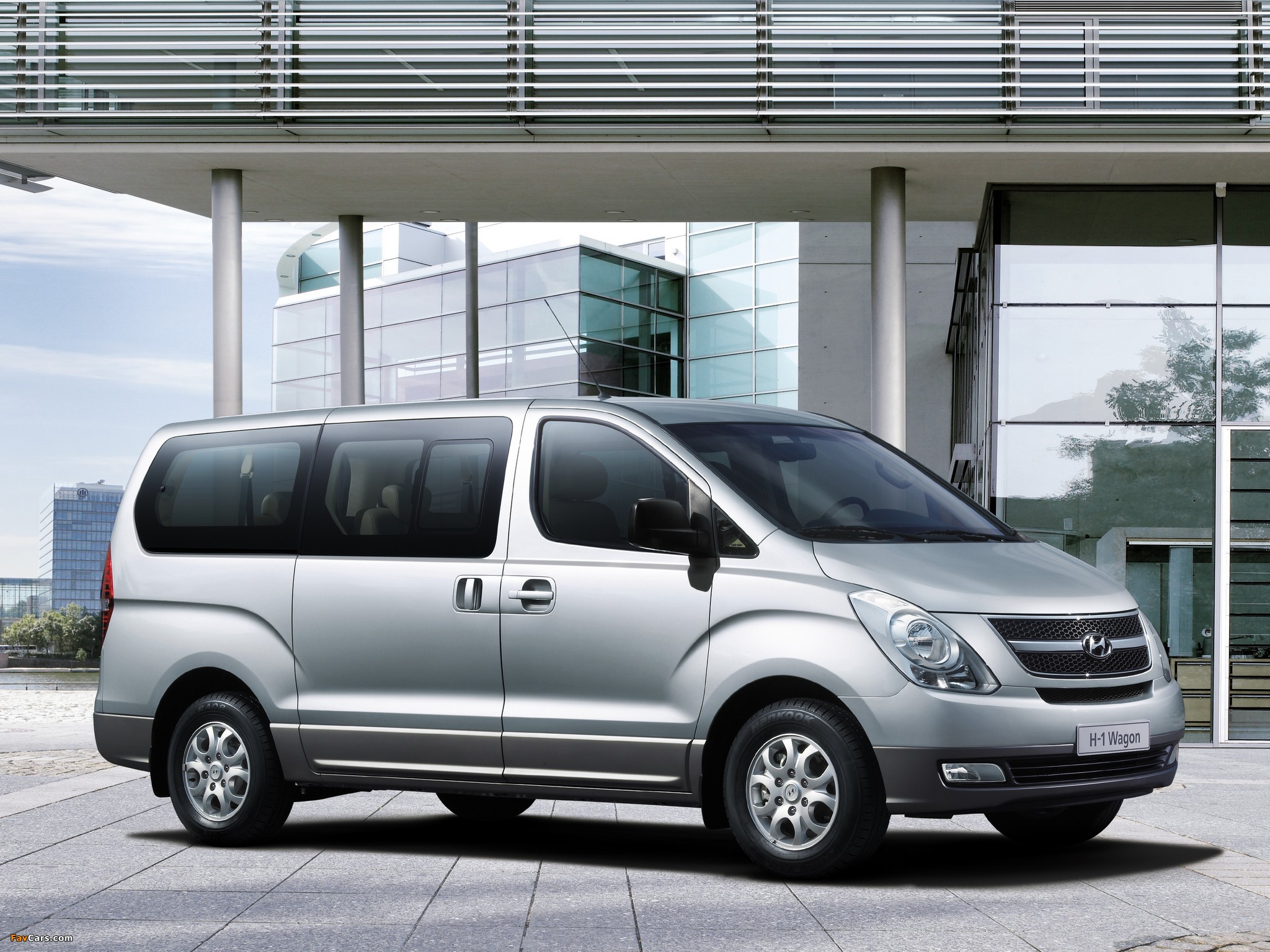 Pictures of Hyundai H-1 Wagon 2007 (2048 x 1536)