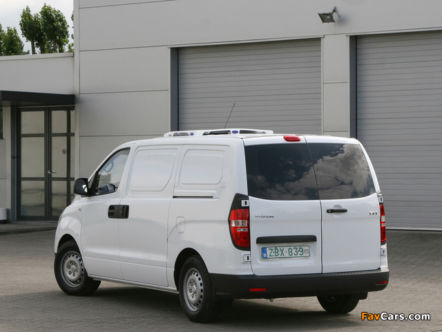 Pictures of Hyundai H-1 Van 2008 (640 x 480)