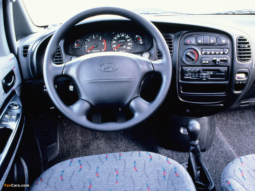 Hyundai H-1 Minibus 1997–2004 wallpapers (1024 x 768)