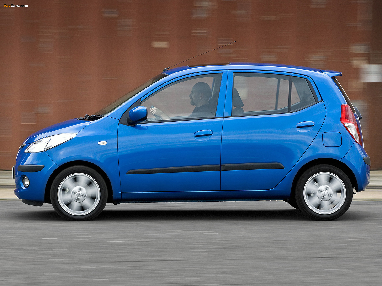 Hyundai i10 UK-spec 2007–10 pictures (1600 x 1200)