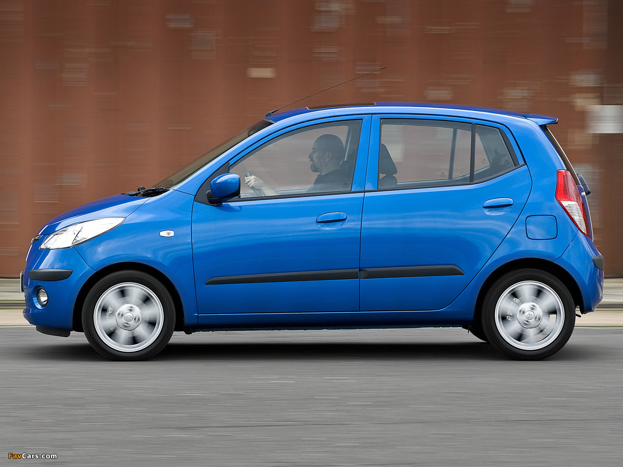 Hyundai i10 UK-spec 2007–10 pictures (1280 x 960)