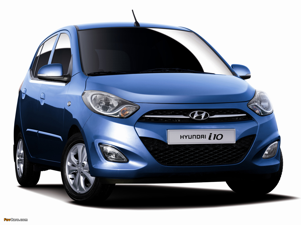 Hyundai i10 2010 photos (1280 x 960)