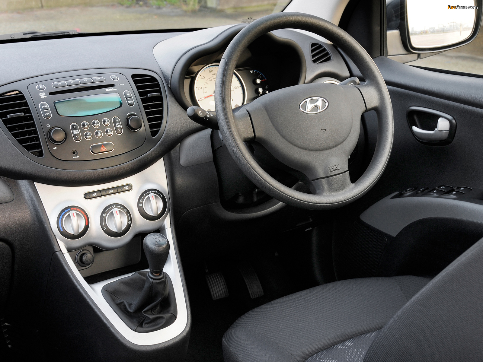 Pictures of Hyundai i10 2007–10 (1600 x 1200)