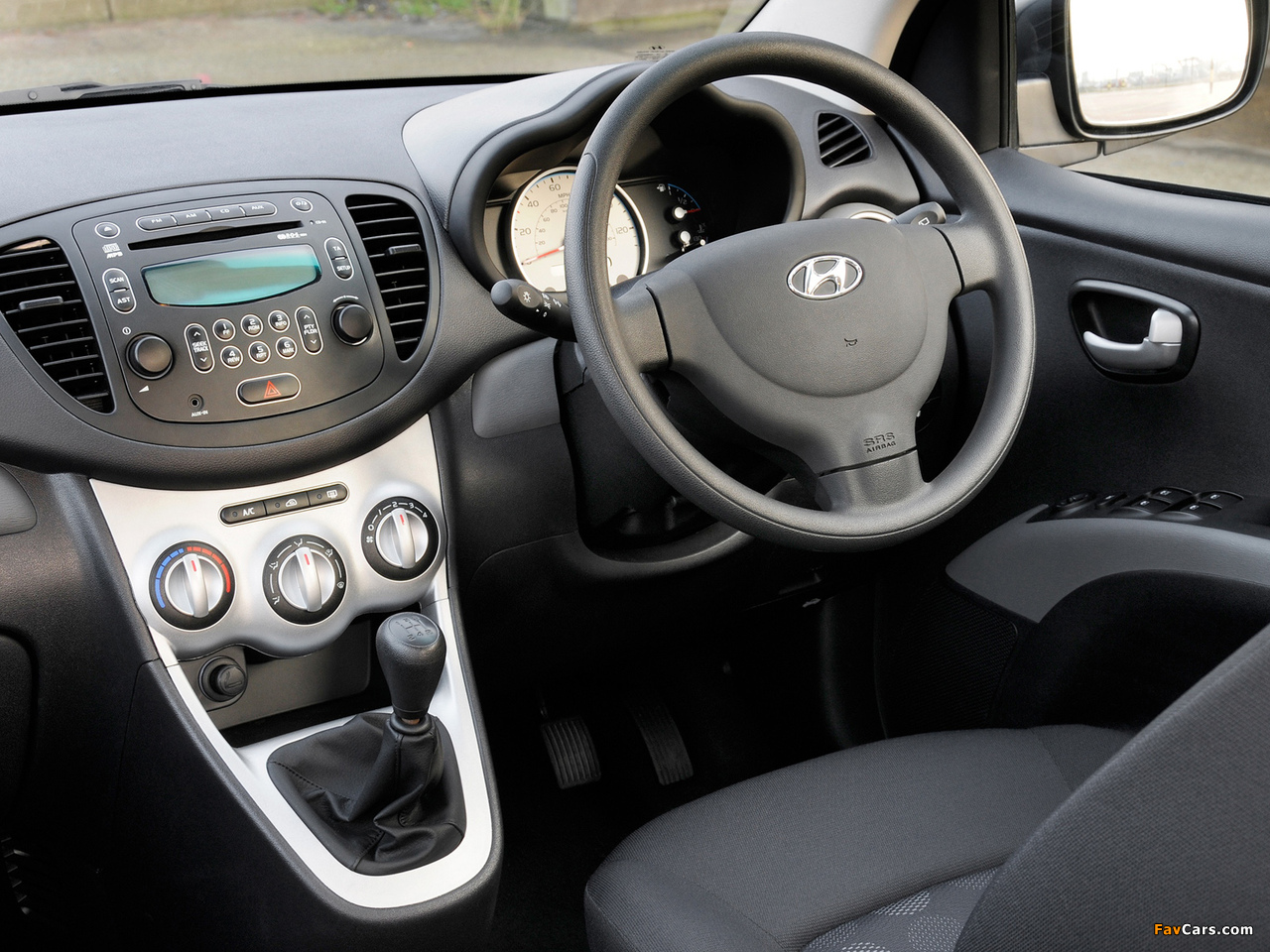 Pictures of Hyundai i10 2007–10 (1280 x 960)
