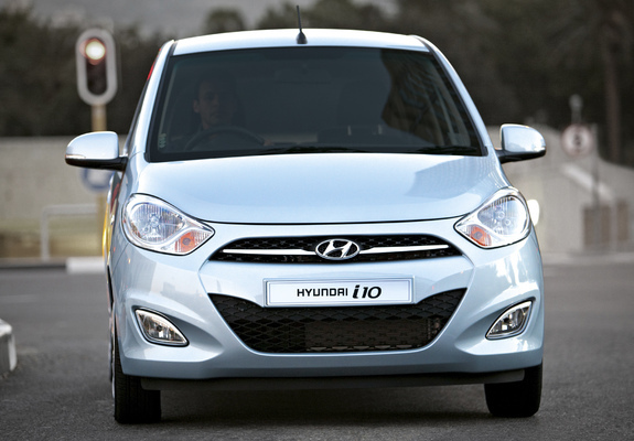Pictures of Hyundai i10 ZA-spec 2011–13