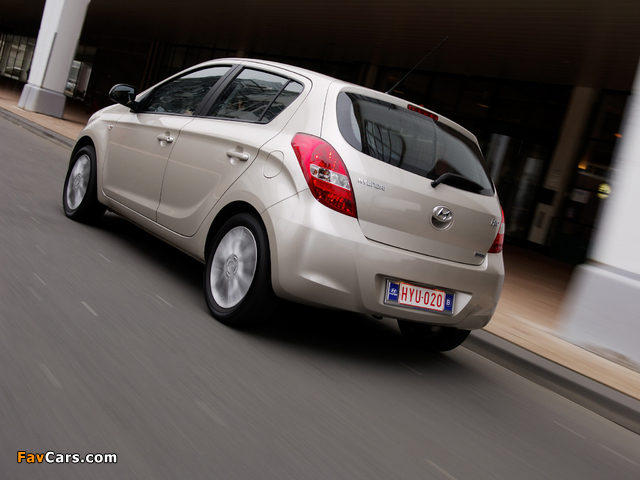 Hyundai i20 5-door 2008 pictures (640 x 480)