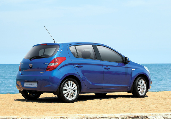 Hyundai i20 5-door 2008 pictures