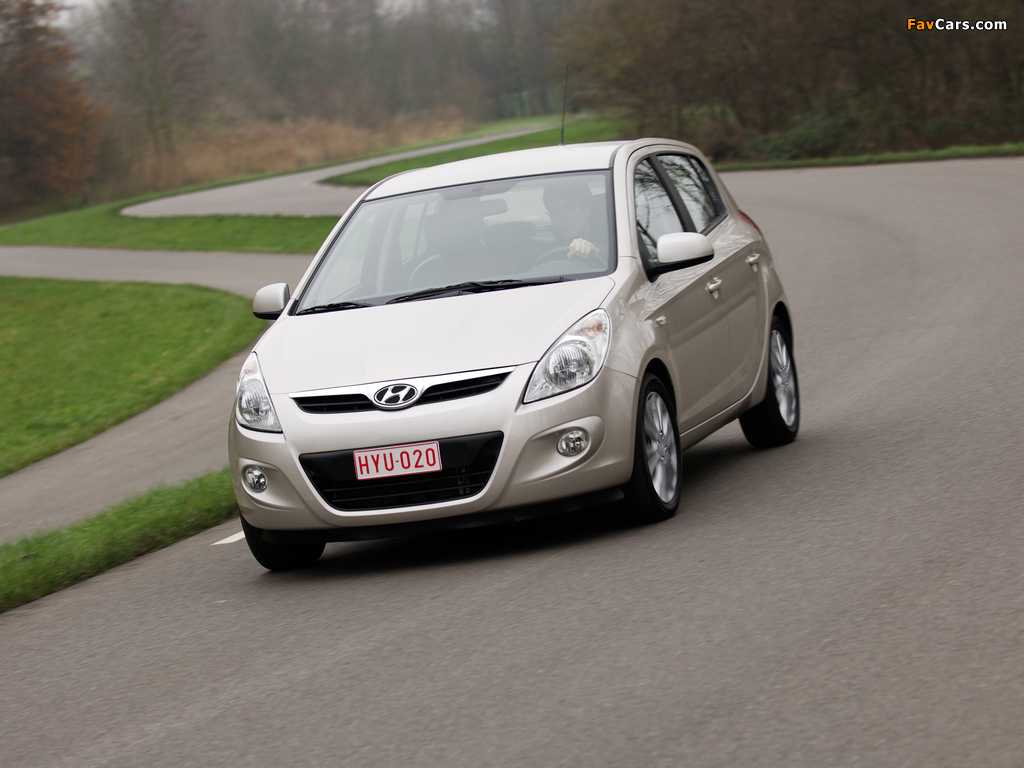 Hyundai i20 5-door 2008 wallpapers (1024 x 768)