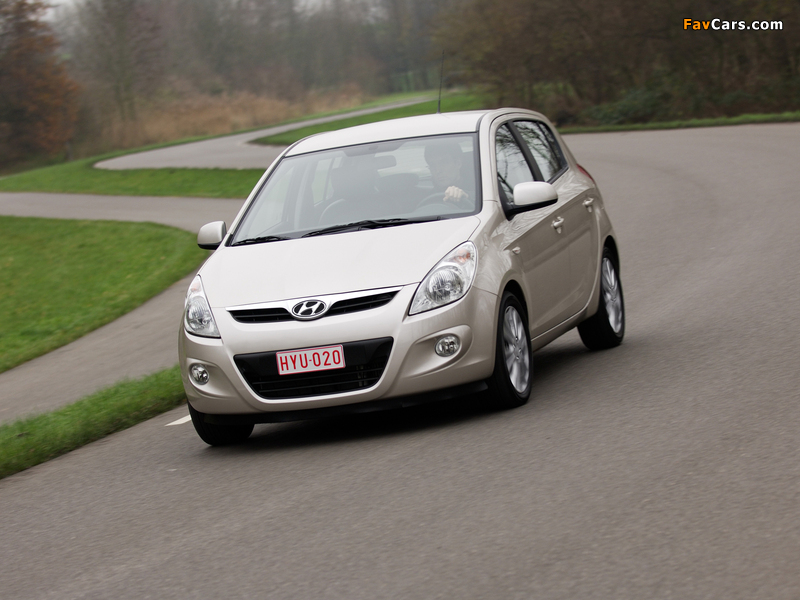 Hyundai i20 5-door 2008 wallpapers (800 x 600)