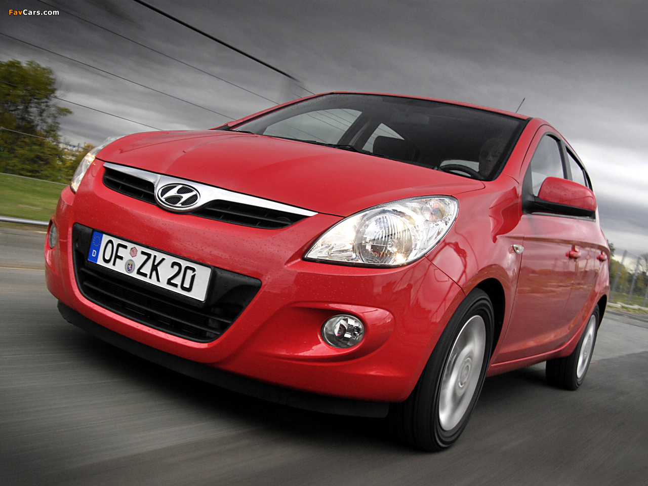 Hyundai i20 5-door UK-spec 2008 wallpapers (1280 x 960)