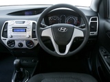 Hyundai i20 3-door AU-spec 2010–12 photos