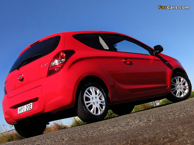 Hyundai i20 3-door AU-spec 2010–12 photos (640 x 480)