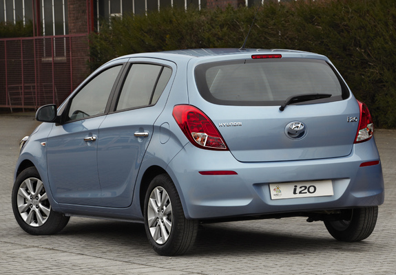 Hyundai i20 5-door 2012 images