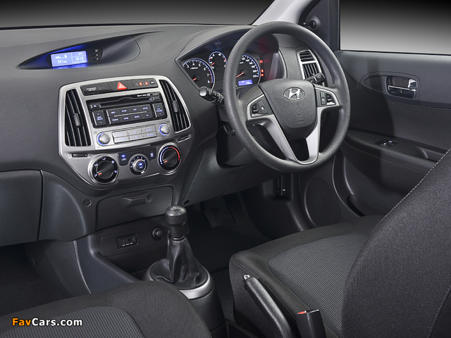 Hyundai i20 5-door ZA-spec 2012 pictures (640 x 480)