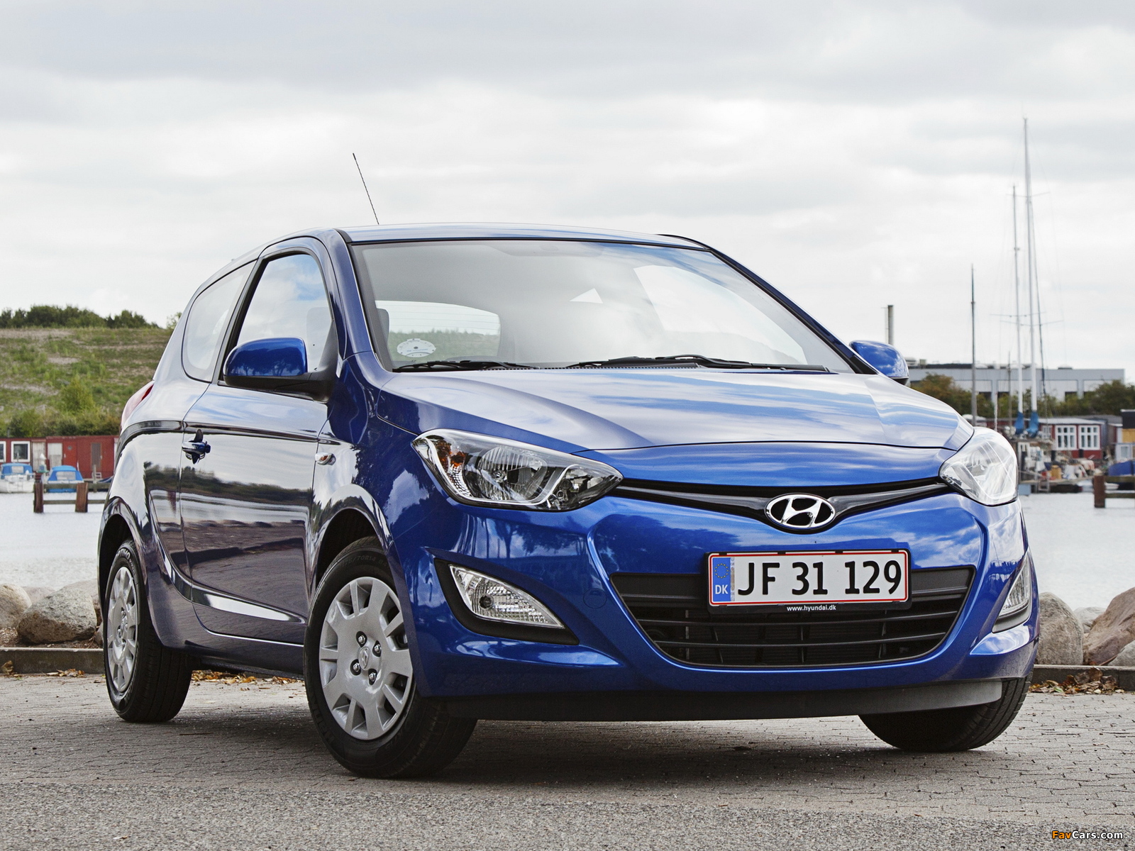 Hyundai i20 3-door 2012 pictures (1600 x 1200)