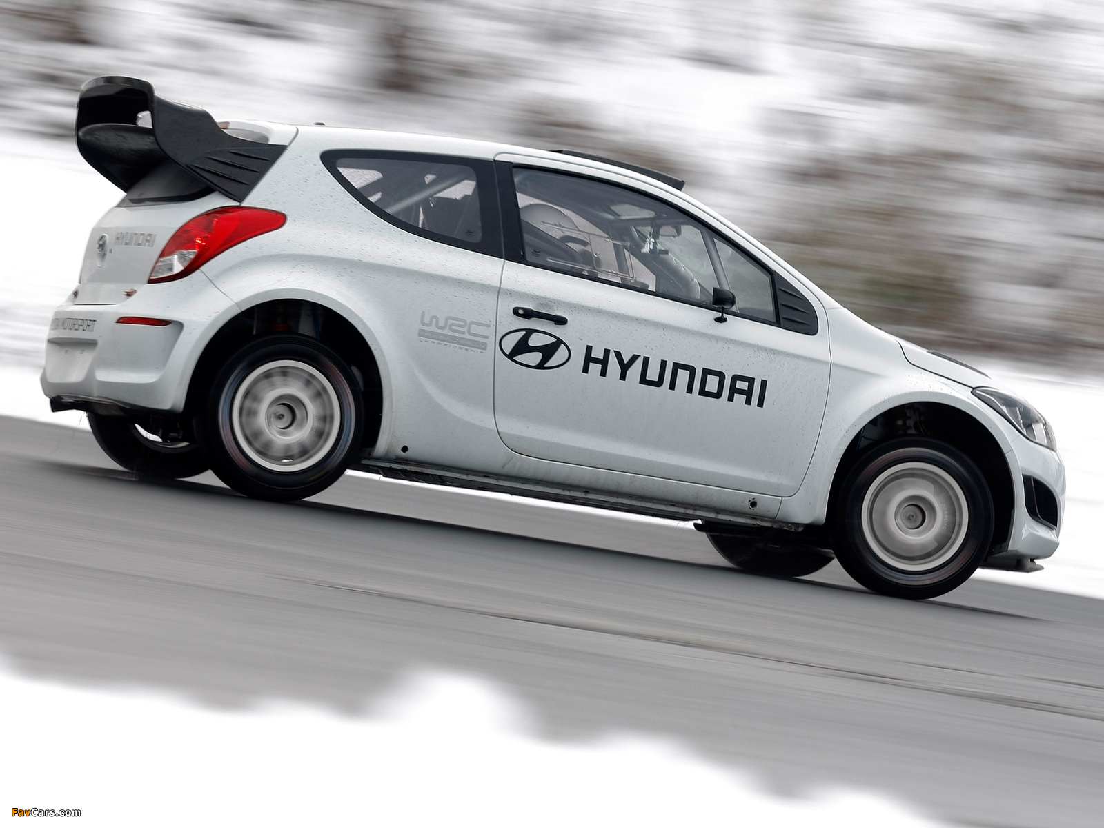 Hyundai i20 WRC Prototype 2012 wallpapers (1600 x 1200)