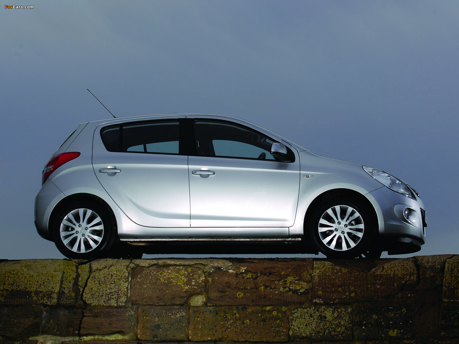 Images of Hyundai i20 5-door UK-spec 2008 (1600 x 1200)