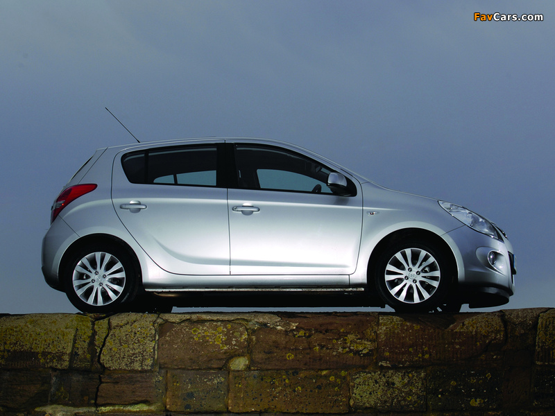 Images of Hyundai i20 5-door UK-spec 2008 (800 x 600)