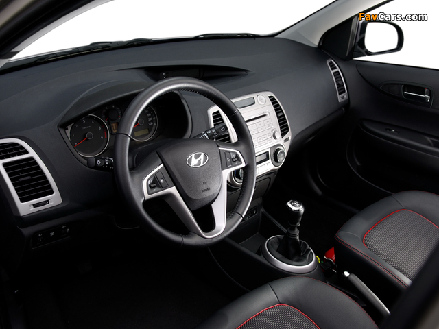 Images of Hyundai i20 5-door 2008 (640 x 480)