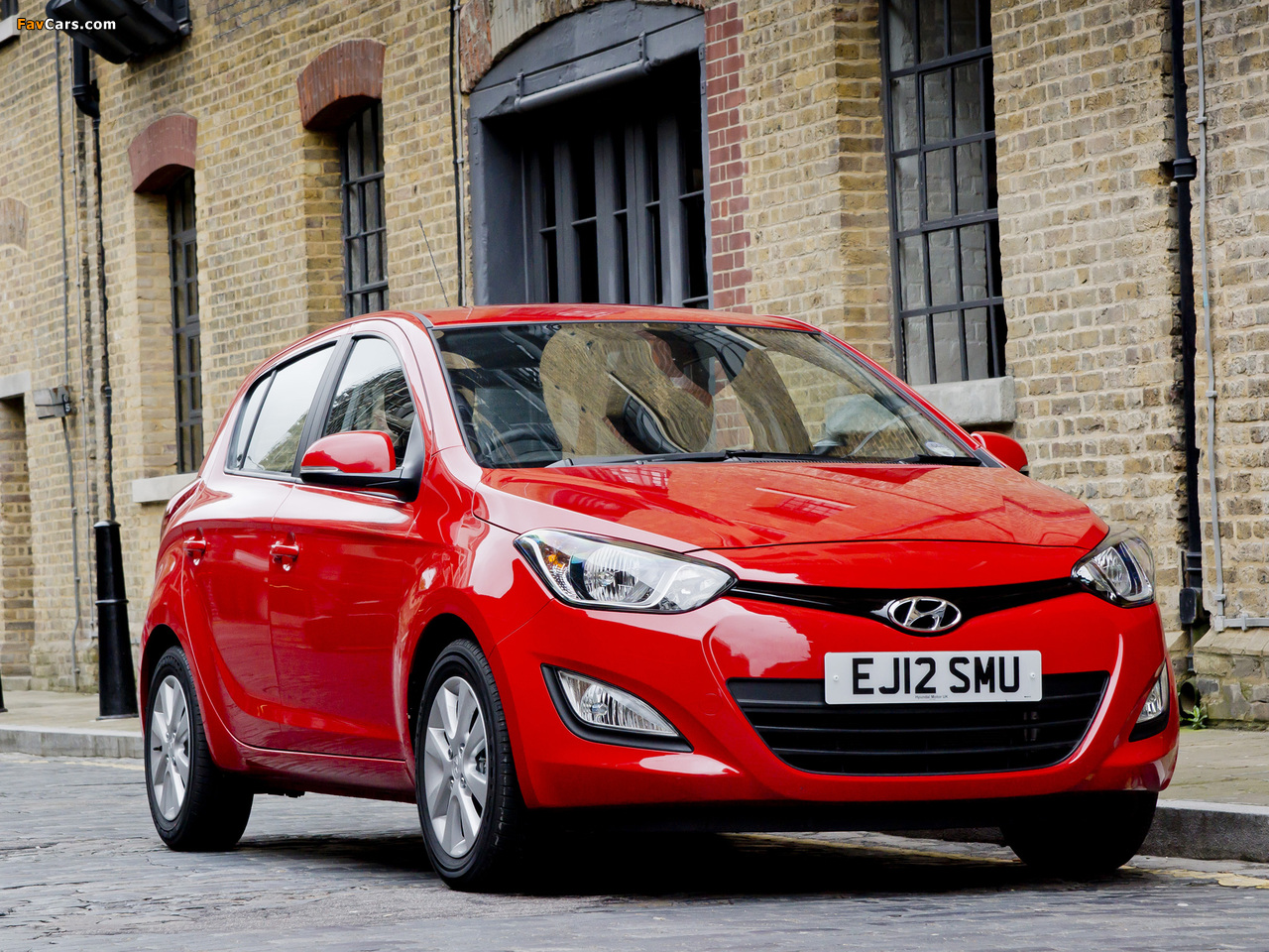 Images of Hyundai i20 5-door UK-spec 2012 (1280 x 960)