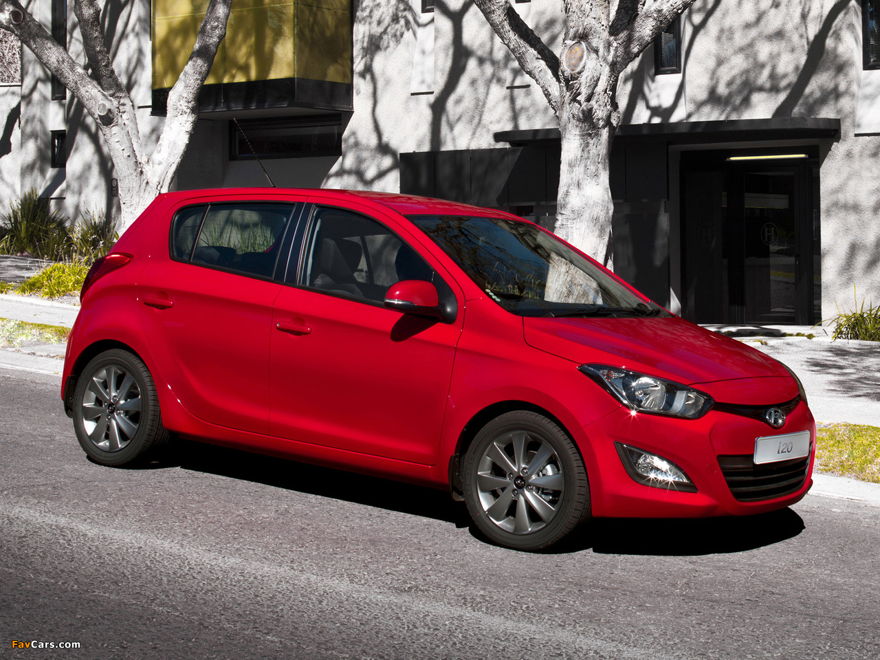 Images of Hyundai i20 5-door ZA-spec 2012 (1280 x 960)