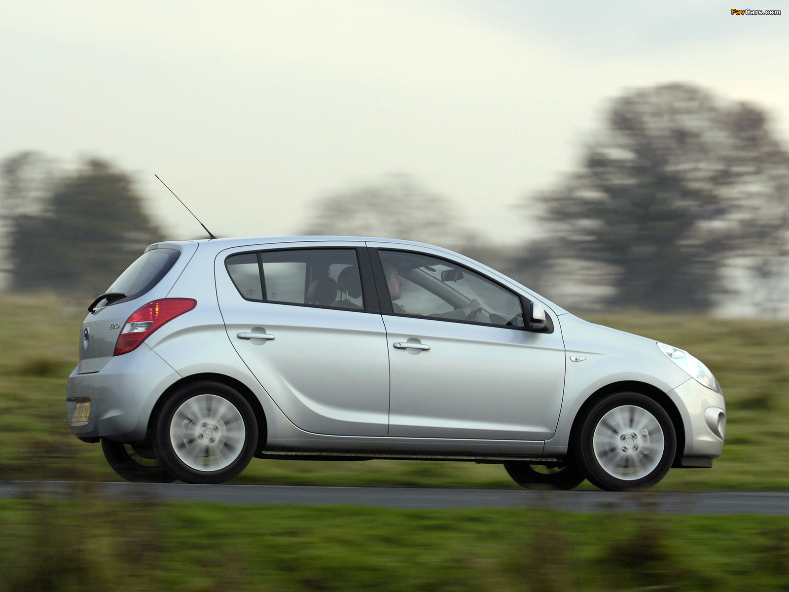 Photos of Hyundai i20 5-door UK-spec 2008 (1600 x 1200)