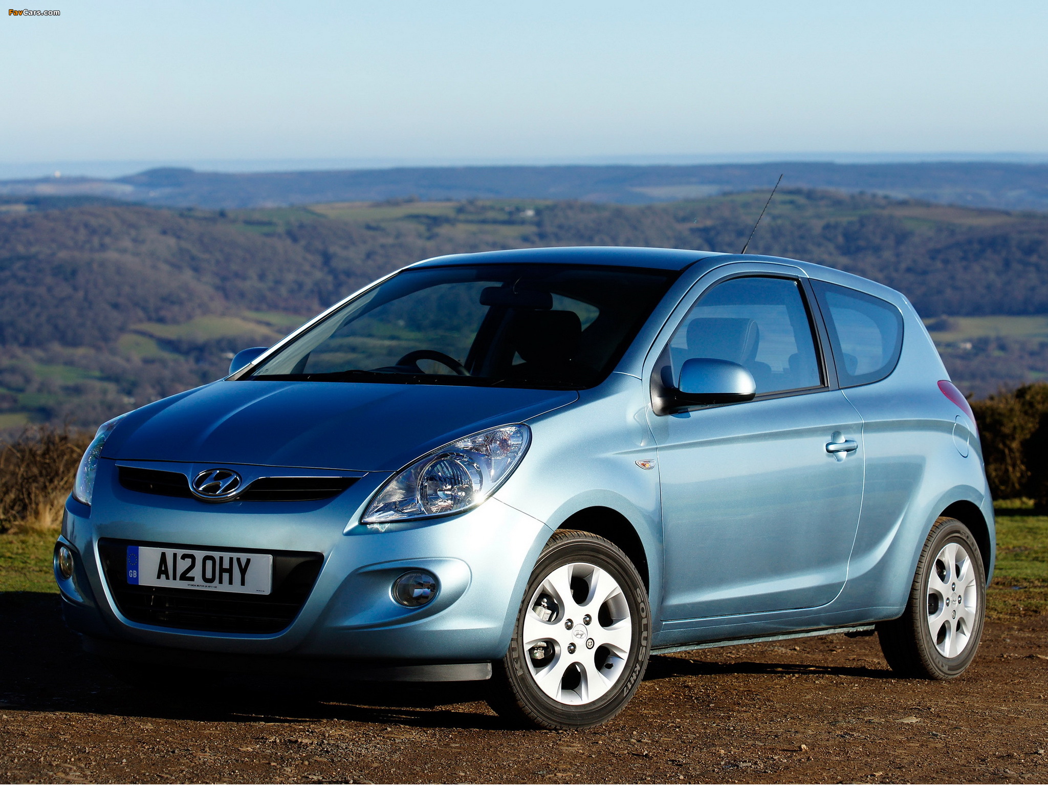 Photos of Hyundai i20 3-door UK-spec 2009 (2048 x 1536)