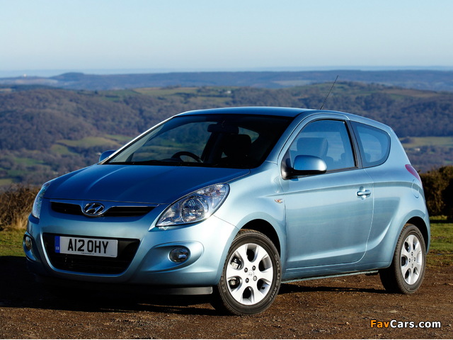 Photos of Hyundai i20 3-door UK-spec 2009 (640 x 480)