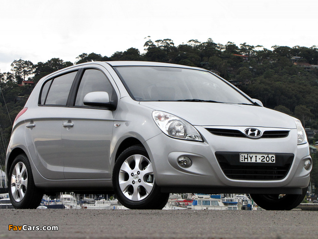 Photos of Hyundai i20 5-door AU-spec 2010–12 (640 x 480)