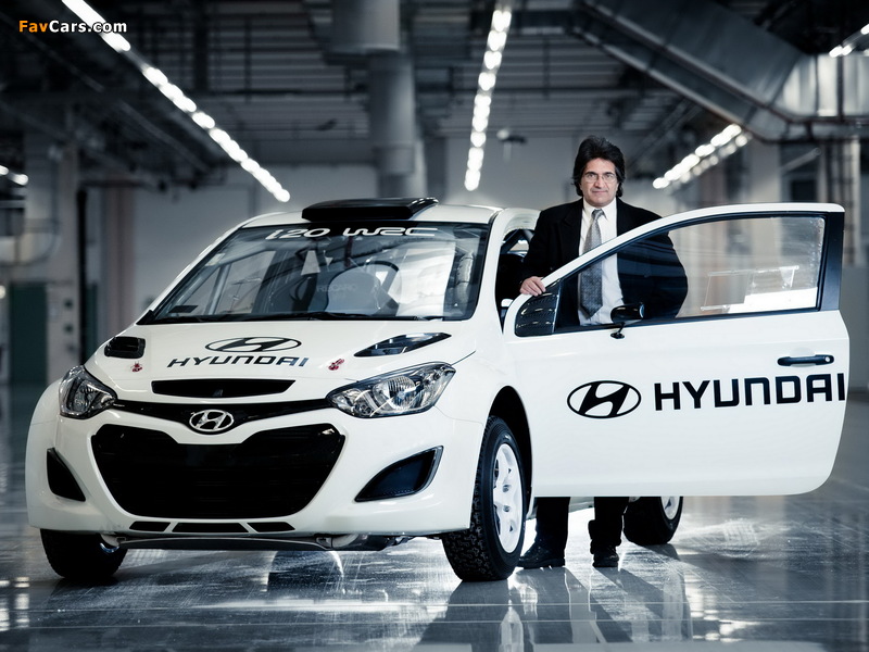 Photos of Hyundai i20 WRC Prototype 2012 (800 x 600)